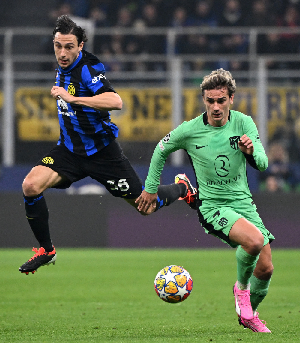 德转列本赛季30岁以上选手进球排行榜：凯恩领跑，...（德转发布本赛季30岁以上球员进球榜：凯恩暂居榜首）