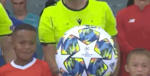 官方：帕利尼亚因转会谈判未入选球队今日比赛大名单