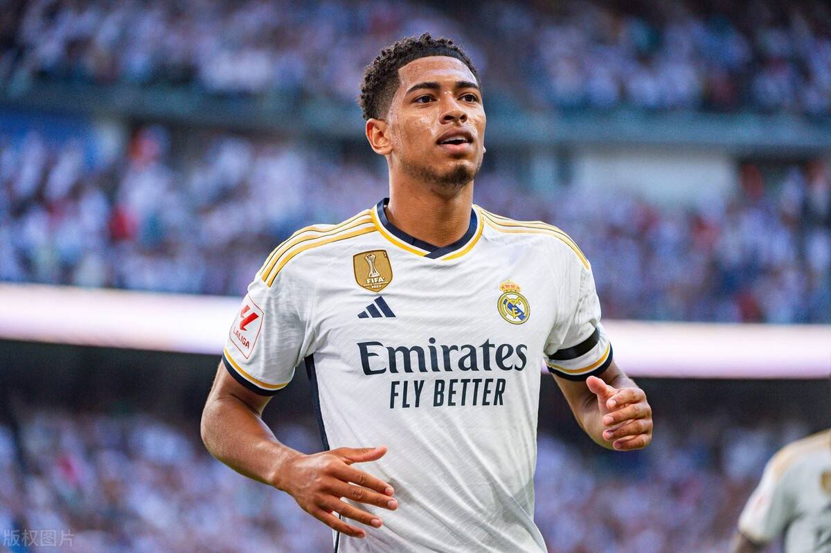 雷迪克谈社媒时代执教：球员活在评论里，保持稳定颇具挑战（雷迪克谈社媒时代执教：球员深陷评论区，维持稳定更难）