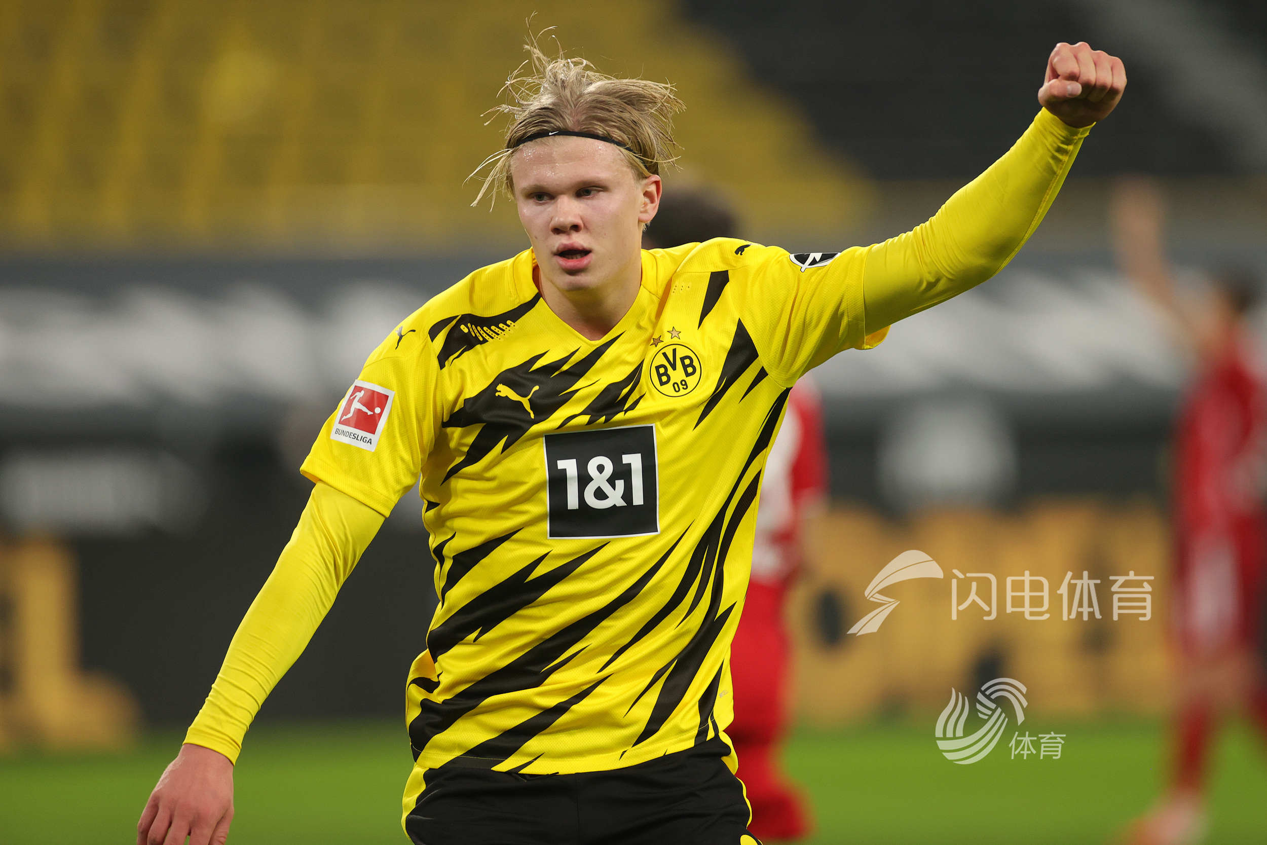 辽宁男篮王哲林连续得分超35