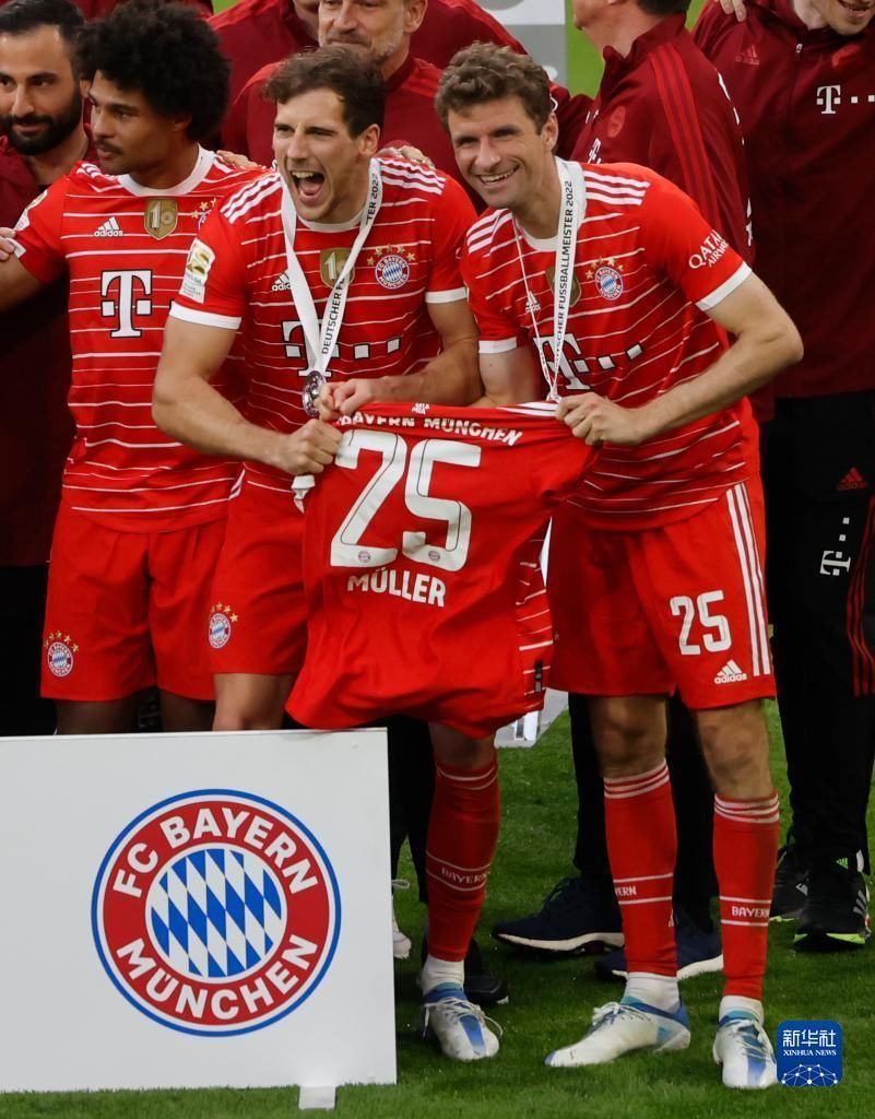 哈特11中8轰21分6板，本赛季首发9场取得8胜1负